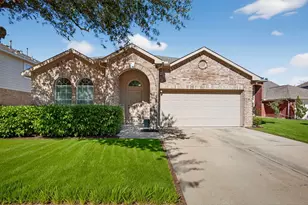 22218 Blacktip Dr, Katy, TX 77449 - Photo 2