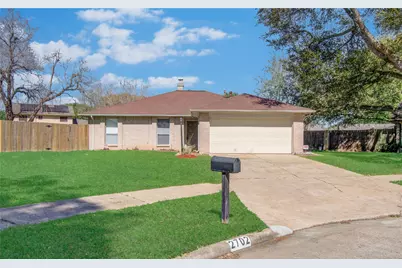2702 Fir Crest Court, Stafford, TX 77477 - Photo 2