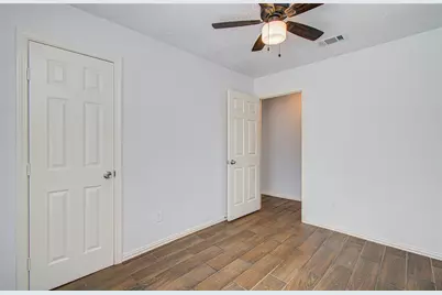 2702 Fir Crest Court, Stafford, TX 77477 - Photo 16