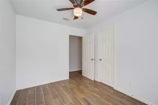 2702 Fir Crest Ct, Stafford, TX 77477 - Photo 18