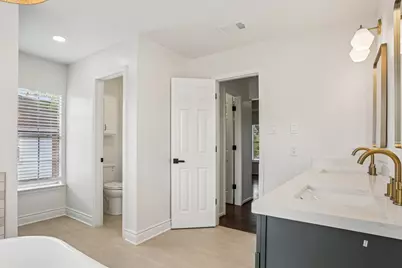 1808 N Mission Circle, Friendswood, TX 77546 - Photo 30