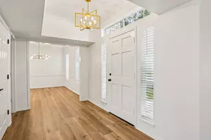 1808 N Mission Cir, Friendswood, TX 77546 - Photo 4
