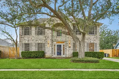 1808 N Mission Circle, Friendswood, TX 77546 - Photo 1