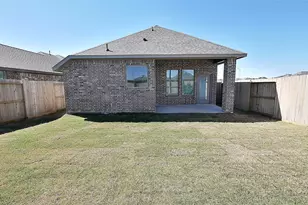 2819 Orange Leaf Dr, Fulshear, TX 77423 - Photo 2