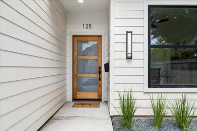 125 N Sidney Street, Houston, TX 77003 - Photo 2