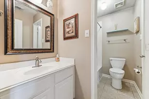 5716 Meadow Breeze Ln, Rosharon, TX 77583 - Photo 16