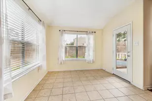 5716 Meadow Breeze Ln, Rosharon, TX 77583 - Photo 8