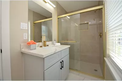 6801 Kassarine Pass, Houston, TX 77033 - Photo 14