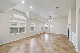 9960 Golden Field Ln, Brookshire, TX 77423 - Photo 8