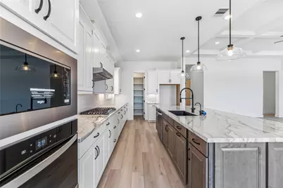 6402 Cherry Wick Drive, Manvel, TX 77578 - Photo 12