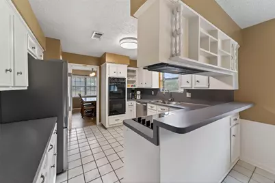 5934 Theall Road, Houston, TX 77066 - Photo 8