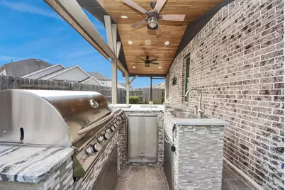 6110 Dovetail Cliff Court, Katy, TX 77493 - Photo 20