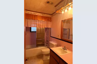 297 6th Street E, Markham, TX 77456 - Photo 8