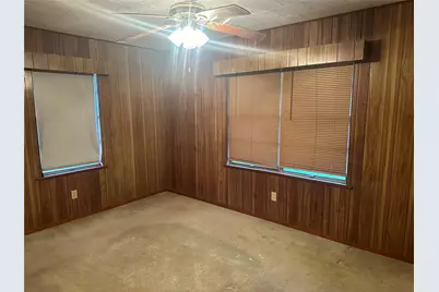 297 6th Street E, Markham, TX 77456 - Photo 12