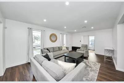 3217 Binz Street, Houston, TX 77004 - Photo 2