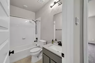 10057 Red Beadtree Pl, Conroe, TX 77385 - Photo 32