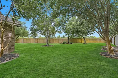 3902 Amerson Court, Pearland, TX 77584 - Photo 28
