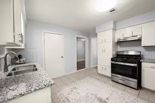 4326 Akard St, Houston, TX 77047 - Photo 18