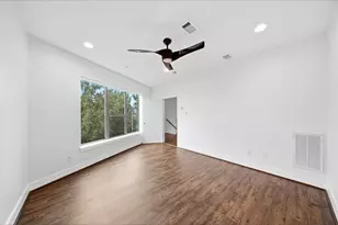 1320 Welch St, Houston, TX 77006 - Photo 14