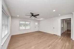 9261 Autauga St, Houston, TX 77080 - Photo 4