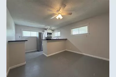 1502 Heights Boulevard #13, Houston, TX 77008 - Photo 2