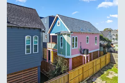 1112 30th St #A-B, Galveston, TX 77550 - Photo 14