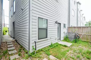 3804 Leeland St, Houston, TX 77003 - Photo 30