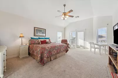 422 Windward Way, Tiki Island, TX 77554 - Photo 10