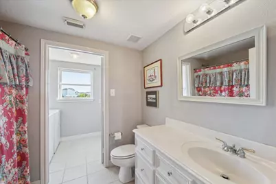 422 Windward Way, Tiki Island, TX 77554 - Photo 34