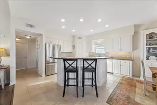 422 Windward Way, Tiki Island, TX 77554 - Photo 28