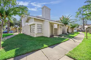 11957 Bob White Dr, Houston, TX 77035 - Photo 24