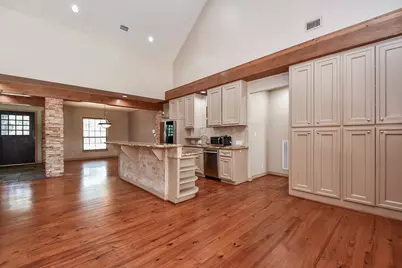 1240 Bingle Road, Spring Valley, TX 77055 - Photo 14