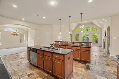 62 Sandwell Place, Spring, TX 77389 - Photo 6