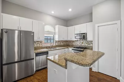 5813 Darling Street #A, Houston, TX 77007 - Photo 6