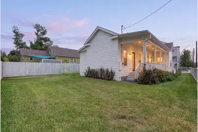 1303 Summer Street, Houston, TX 77007 - Photo 2
