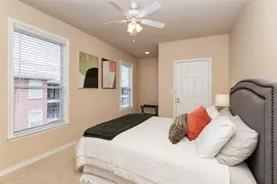 2400 McCue Rd, Houston, TX 77056 - Photo 26