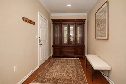 2400 McCue Road #401, Houston, TX 77056 - Photo 6