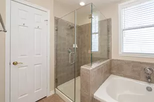 2400 McCue Rd, Houston, TX 77056 - Photo 16