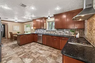 8102 Bo Jack Dr, Houston, TX 77040 - Photo 20