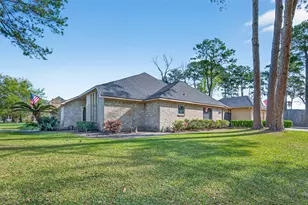 8102 Bo Jack Dr, Houston, TX 77040 - Photo 8