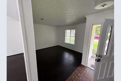 2206 Round Lake Drive, Houston, TX 77077 - Photo 4