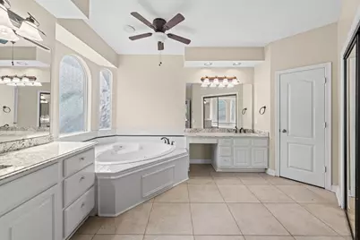 7803 Cadenza Court, Houston, TX 77040 - Photo 14