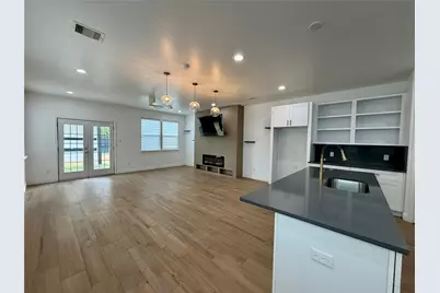 4126 Dorchester Street, Houston, TX 77016 - Photo 8
