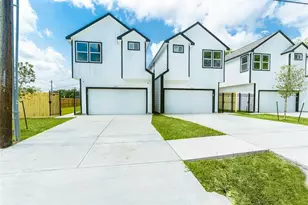 4126 Dorchester St, Houston, TX 77016 - Photo 2