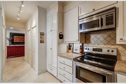 651 Bering Drive #1502, Houston, TX 77057 - Photo 22