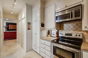 651 Bering Dr, Houston, TX 77057 - Photo 22