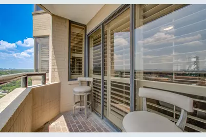 651 Bering Drive #1502, Houston, TX 77057 - Photo 12