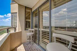 651 Bering Dr, Houston, TX 77057 - Photo 12