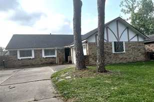731 Seafoam Rd, Houston, TX 77062 - Photo 2
