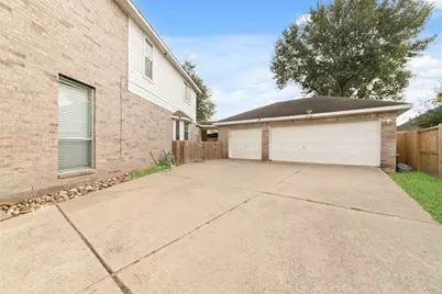 9003 Memorial Hills Drive, Spring, TX 77379 - Photo 4